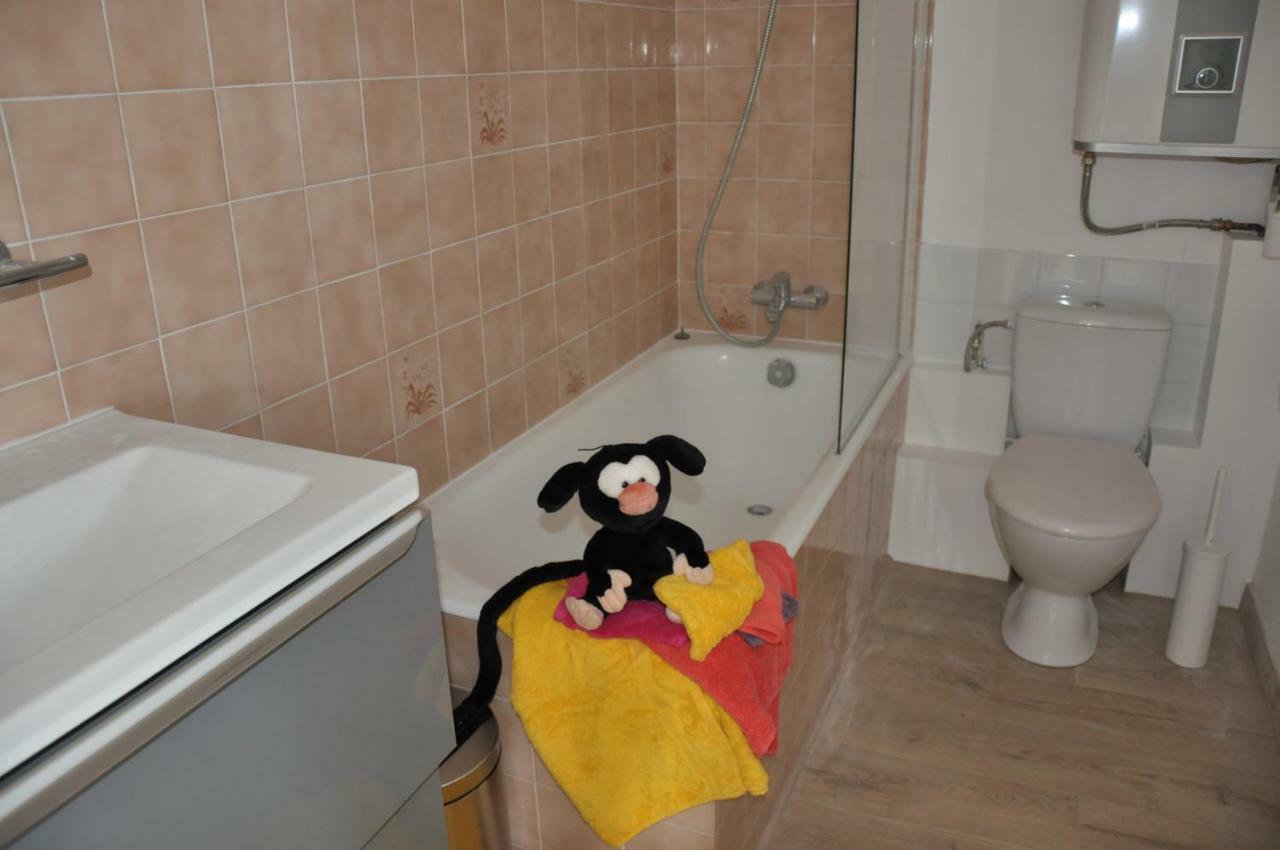 Braveo Lambiliz Apartamento Brest Exterior foto